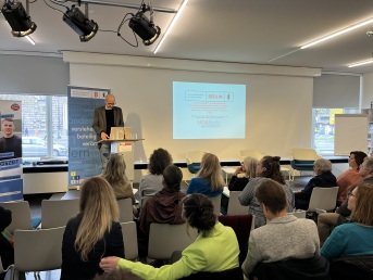 1_Grußwort Thomas Gill